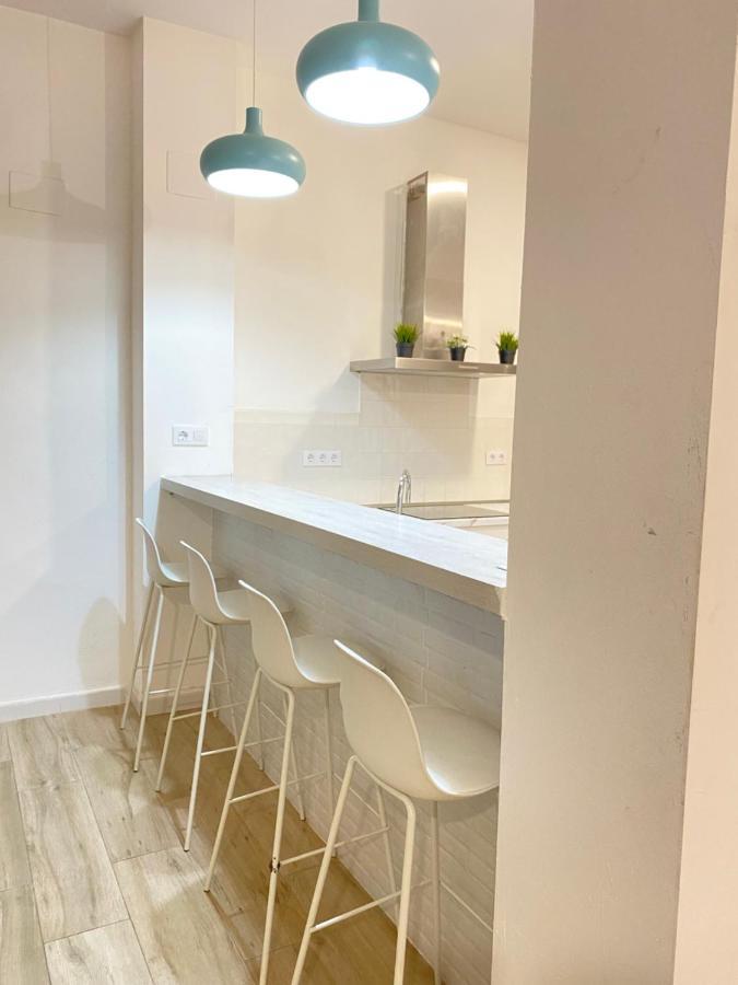 Flamenca Triana - Apartamento Wifi Con 2 Dormitorios 2 Sofas Camas 2 Banos Seville Luaran gambar