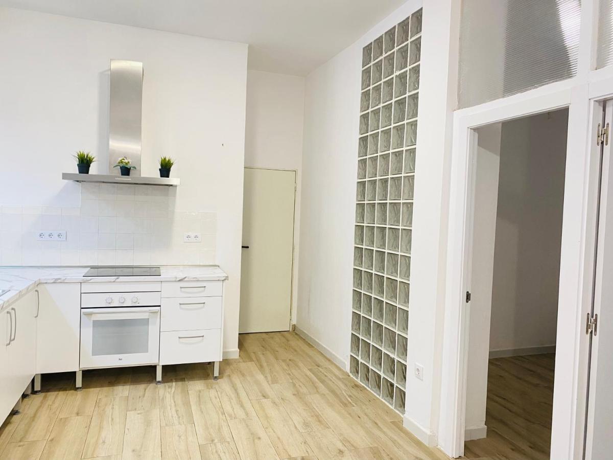 Flamenca Triana - Apartamento Wifi Con 2 Dormitorios 2 Sofas Camas 2 Banos Seville Luaran gambar