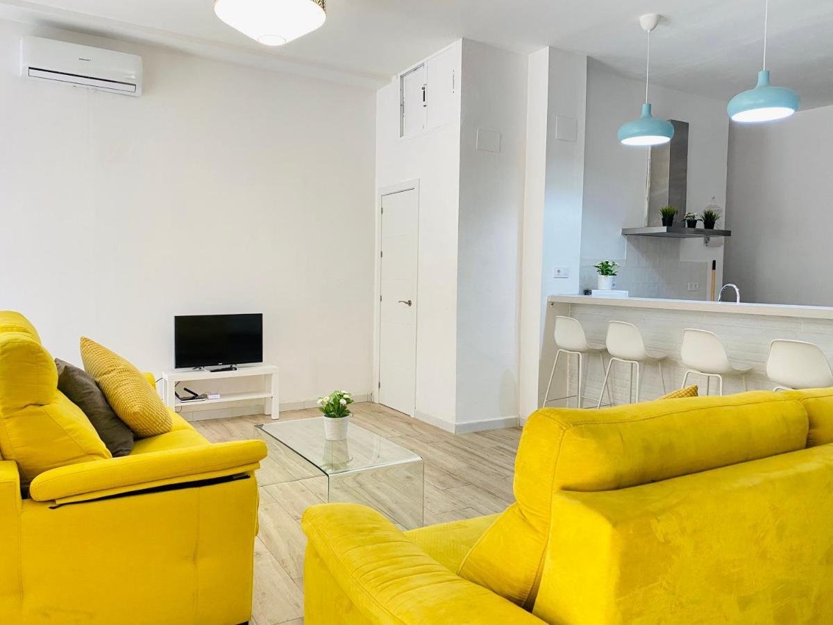 Flamenca Triana - Apartamento Wifi Con 2 Dormitorios 2 Sofas Camas 2 Banos Seville Luaran gambar