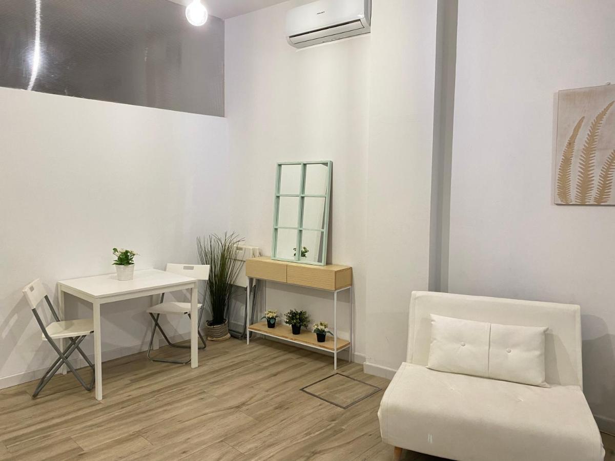 Flamenca Triana - Apartamento Wifi Con 2 Dormitorios 2 Sofas Camas 2 Banos Seville Luaran gambar